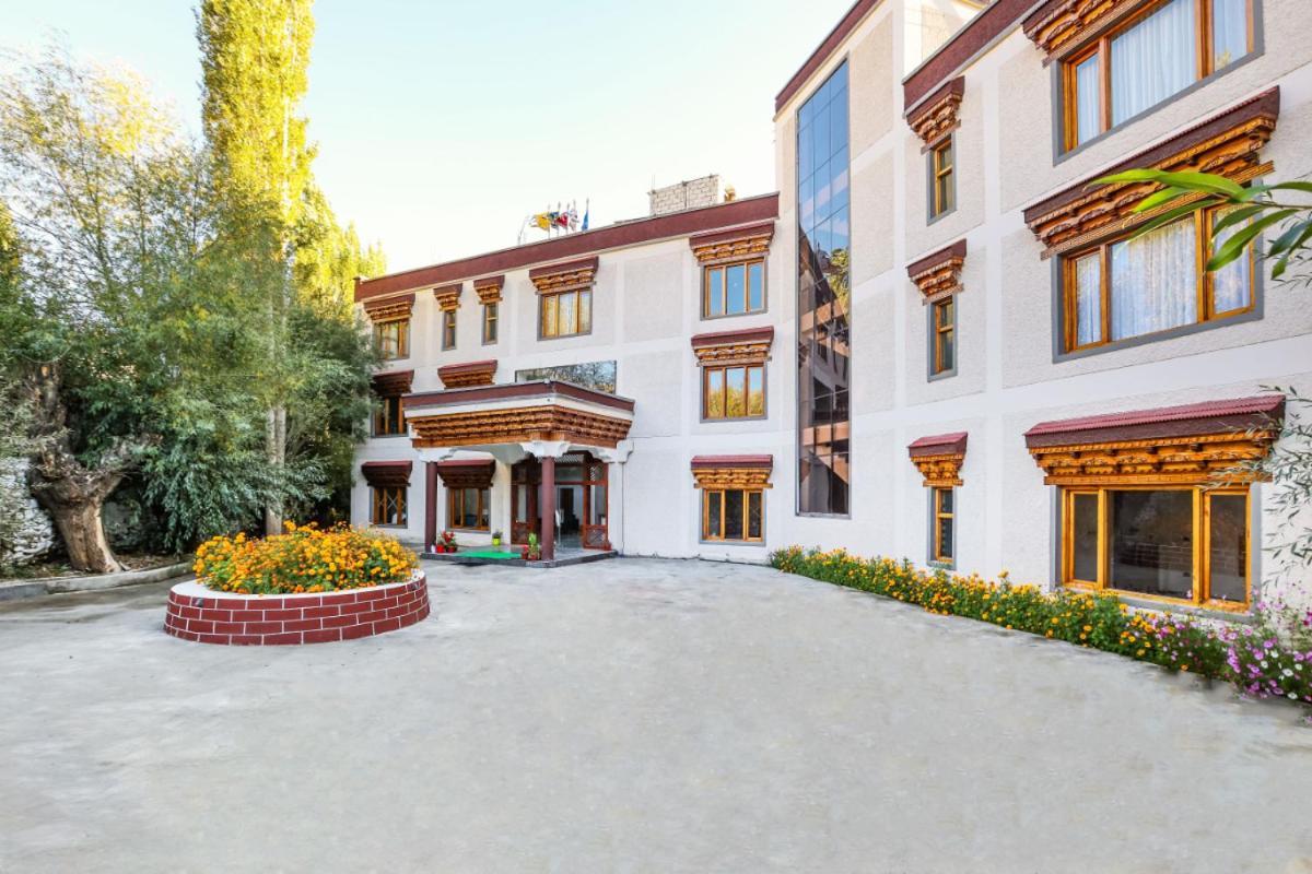 The Kart-Sey Ladakh Hotel Leh Exterior photo